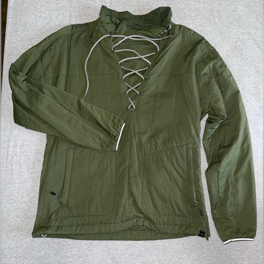 Mountain Hardwear Olive Green Lace-Up Puffer Pullover